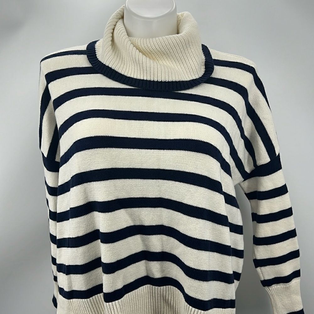 Loft medium striped long sleeve cotton poly blend sweater
